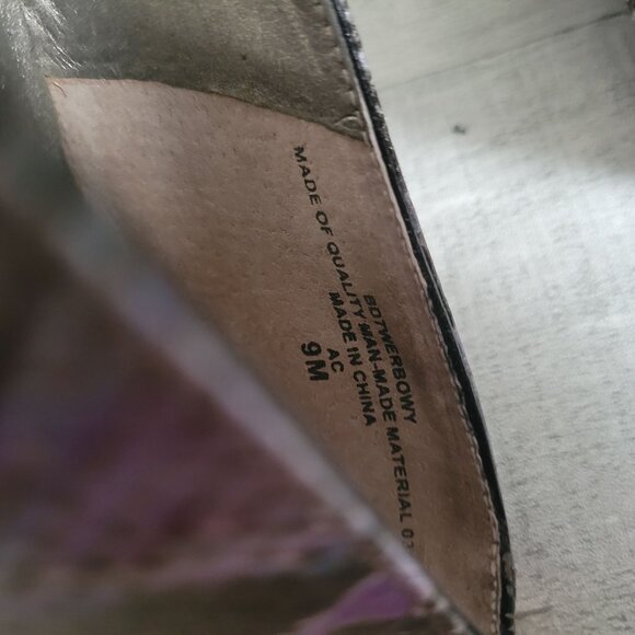 Bandolino Womens 9M Floral Embellished Snakeskin Print Ballet Flats - Picture 6 of 6